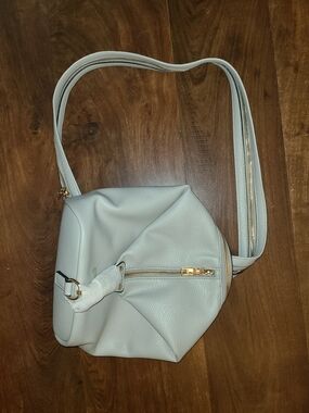 Light Gray Crossbody Bag with Gold Hardware